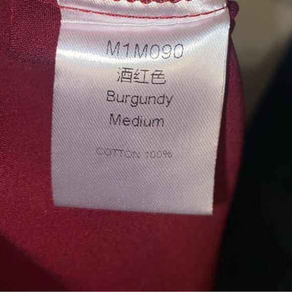 NWOT Bundle of 2 silky tops. Burgundy and grey size medium - Picture 5 of 9